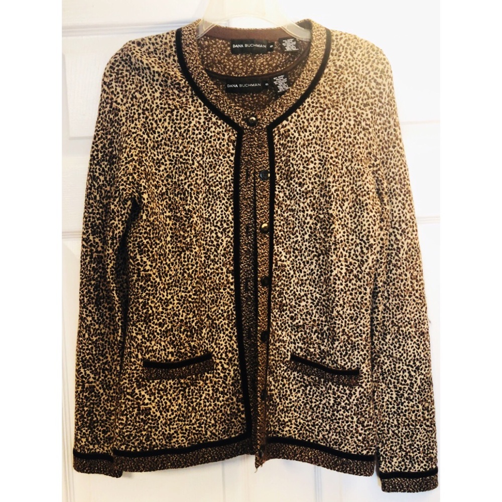 Dana Buchman beautiful wool blend twin sweater set